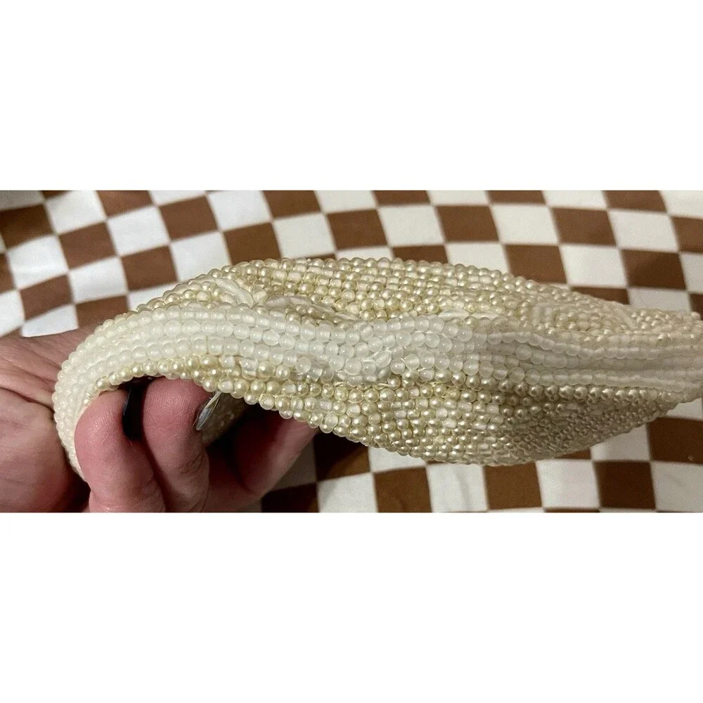 Vintage 1950's Reina Oval Pearl Beaded Evening Bag 7